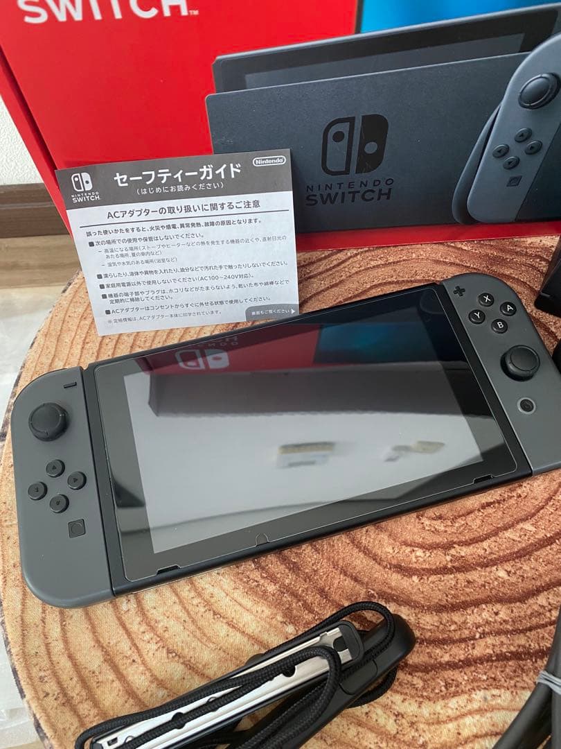 Nintendo Switch ニンテンドースイッチ本体　グレー②