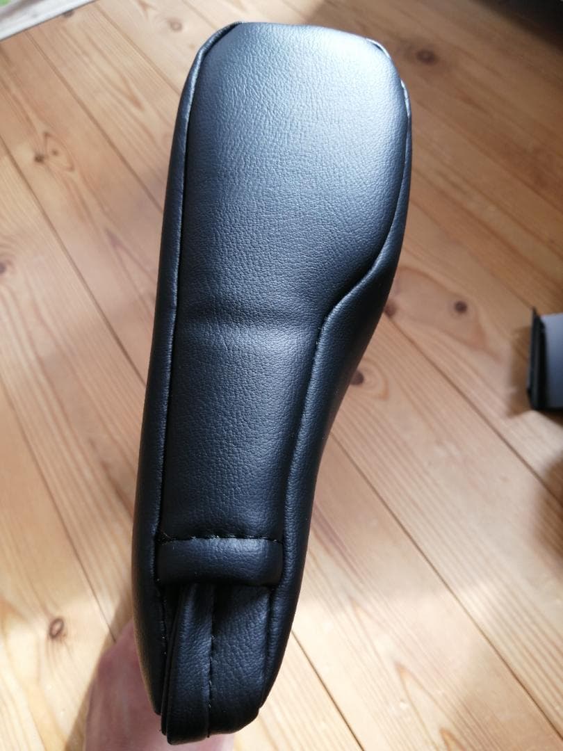 ★OGUshow　200系ハイエース・アームレスト　ハイタイプセット送料込★