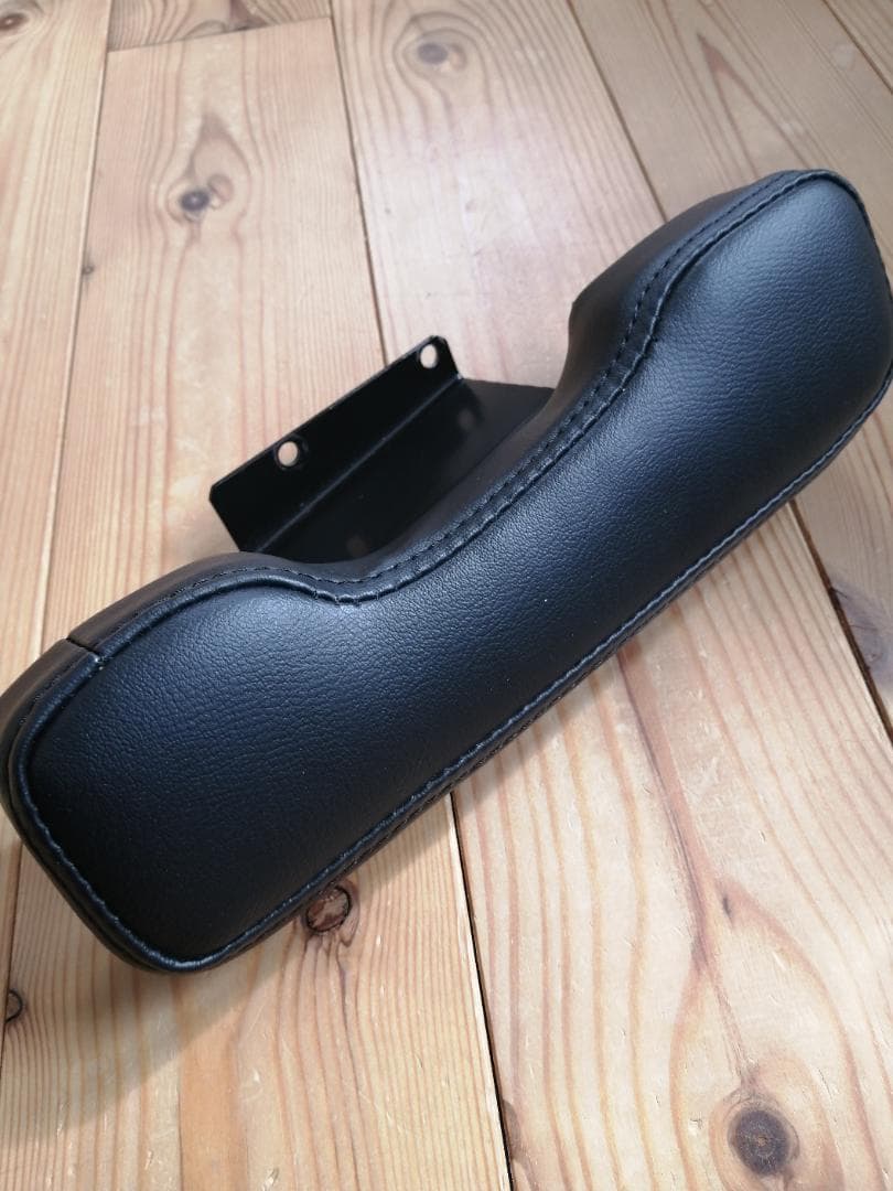 ★OGUshow　200系ハイエース・アームレスト　ハイタイプセット送料込★