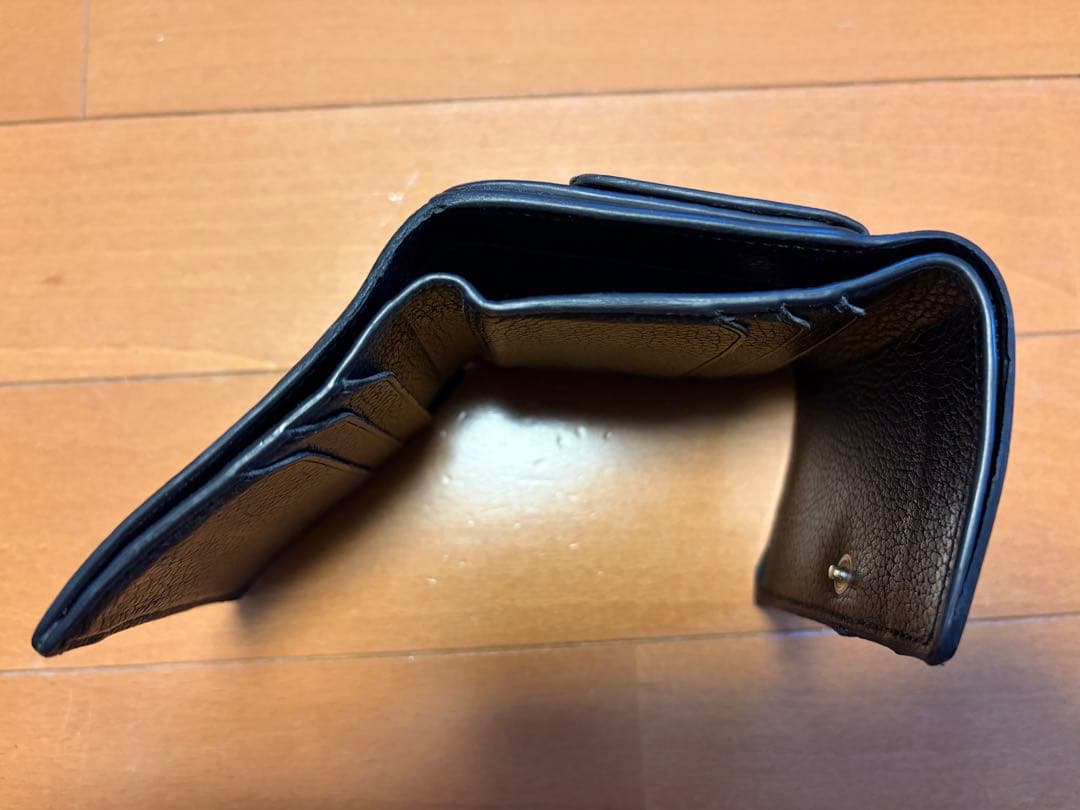 A.P.C. 黒 レザー　三つ折り財布