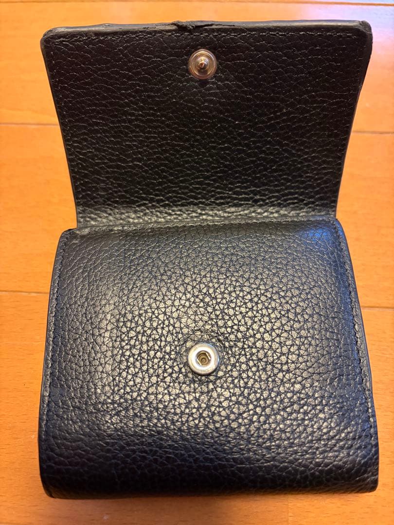 A.P.C. 黒 レザー　三つ折り財布