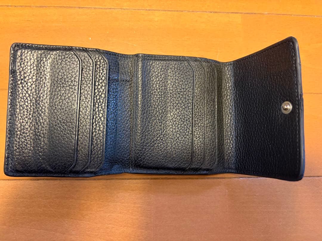 A.P.C. 黒 レザー　三つ折り財布