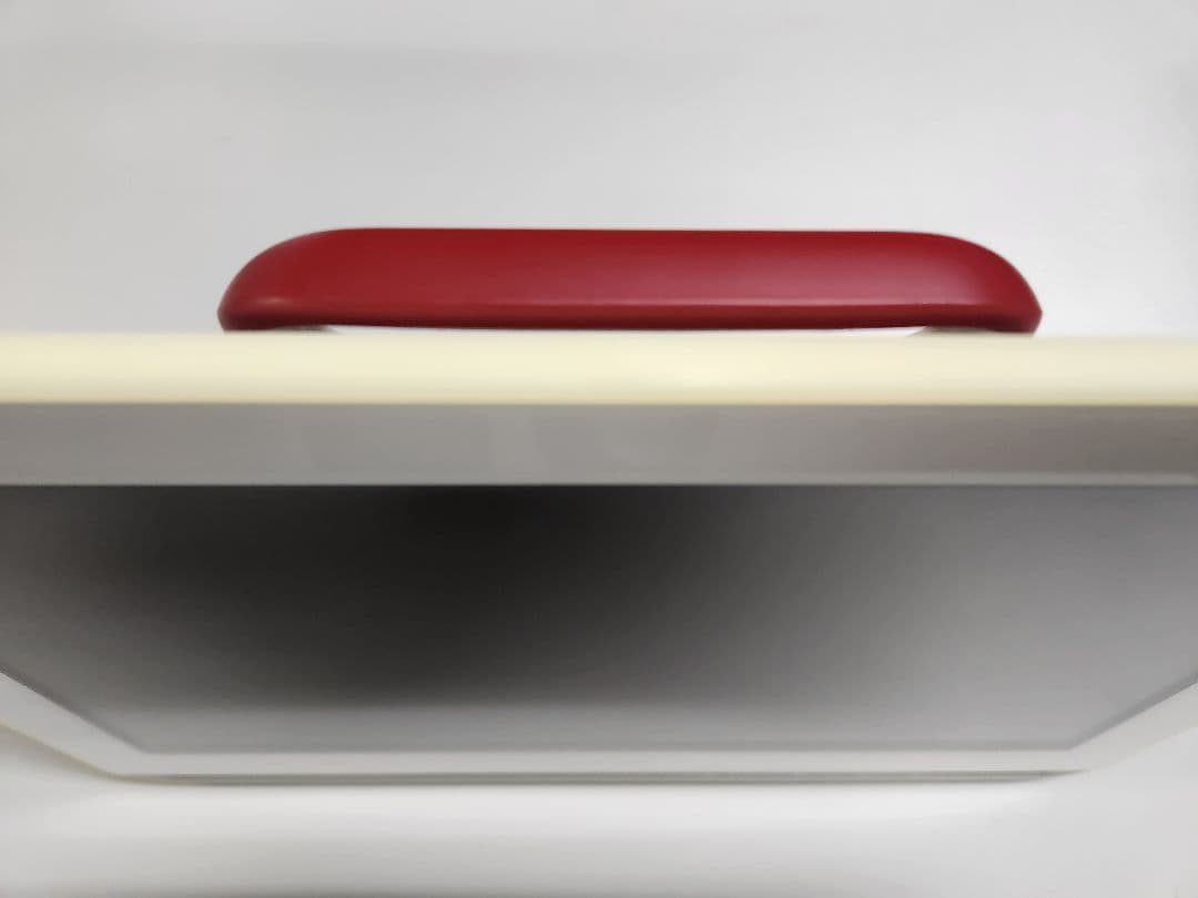 SHARP ポータブルテレビ 2T-C12AP 中古　箱なし