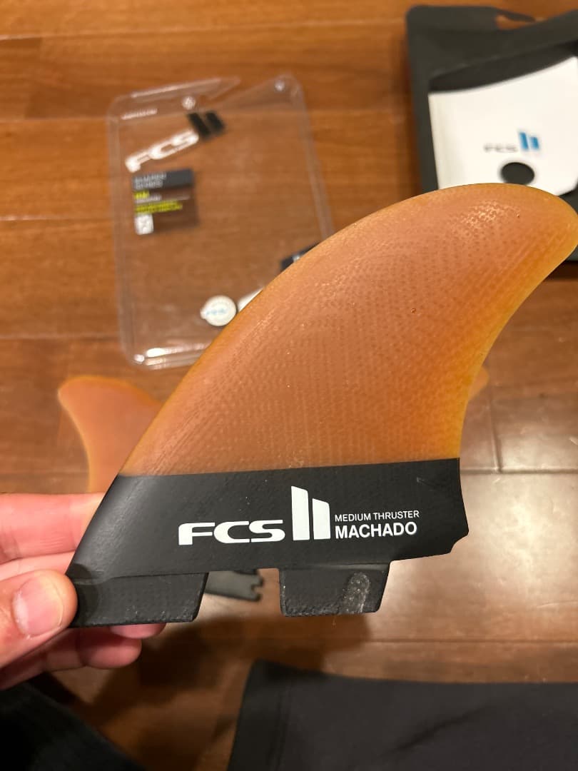 FCS II PG フィン ROB MACHADO THRUSTER ケース付き