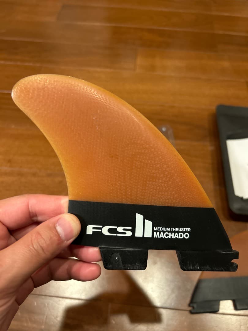 FCS II PG フィン ROB MACHADO THRUSTER ケース付き