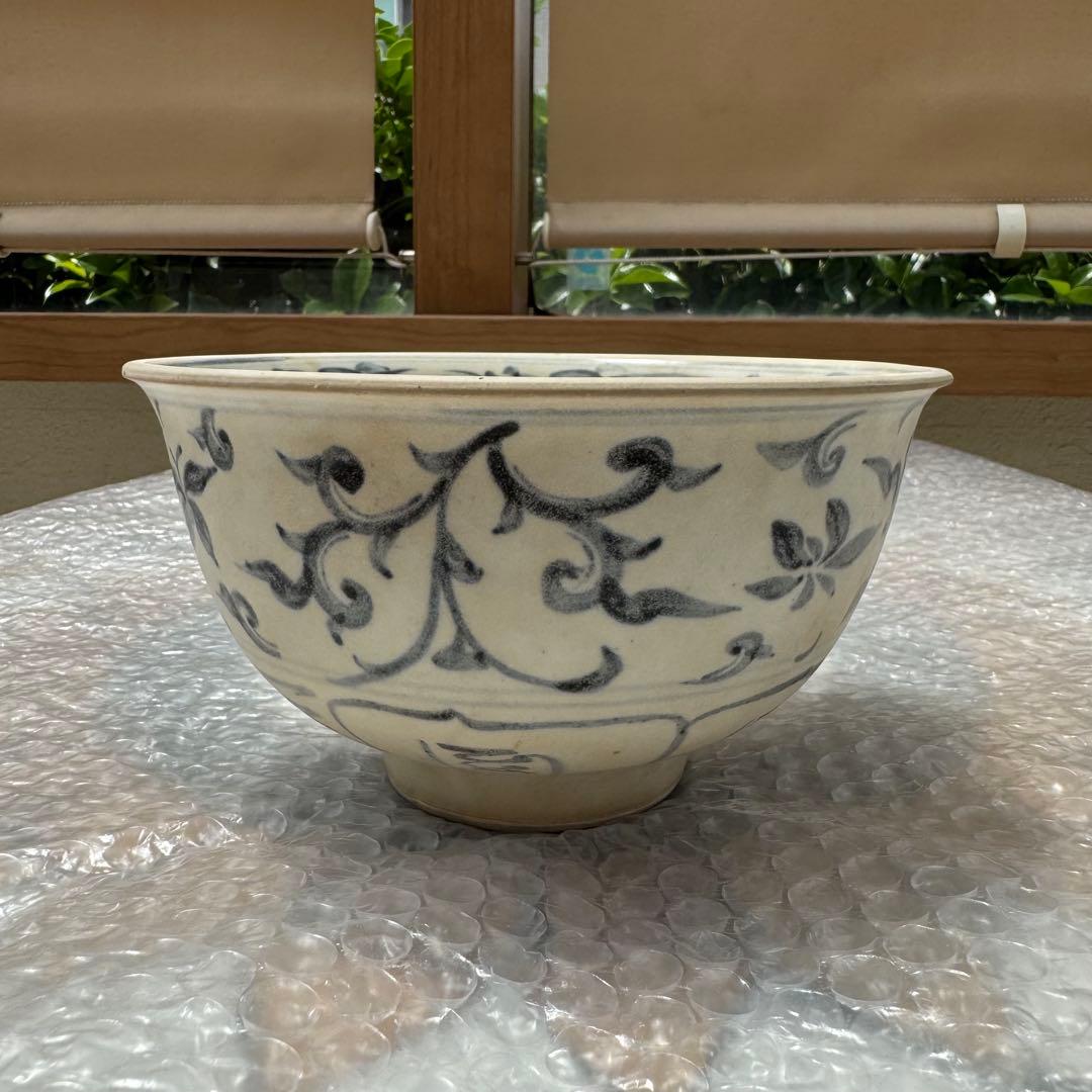 古美術 安南焼 ベトナム 唐草紋染付鉢 茶碗 呉須 陶磁器 骨董 桐箱付