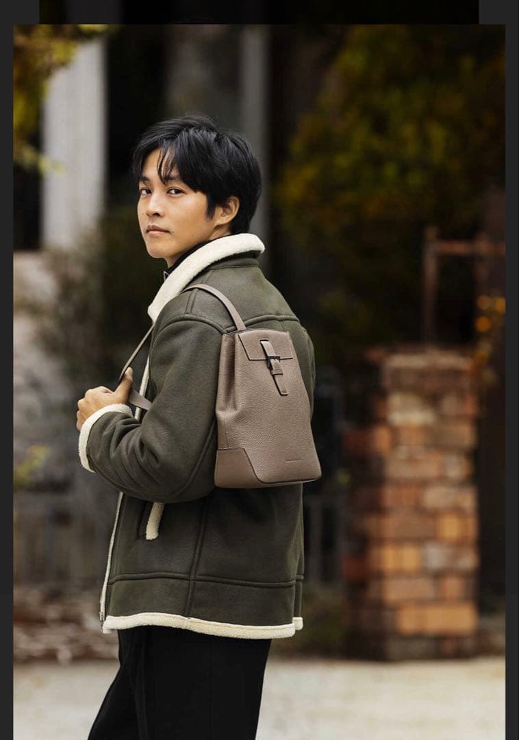 シモーネ ワンショルダーバッグ シュリンクレザー　ブラック　ボナベンチュラ