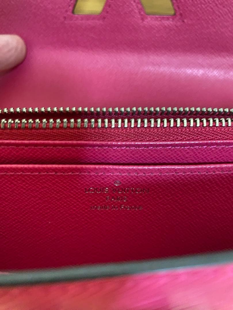 ノ*エ様 ルイヴィトン エピポルトフォイユ・ツイスト M62362 ホットピンク