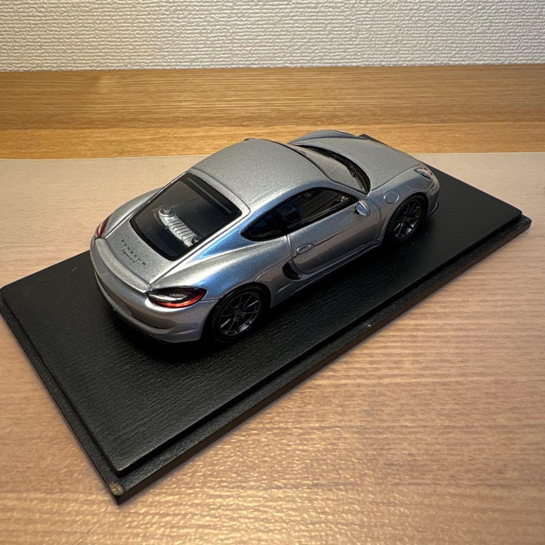 spark ポルシェ　ケイマン GTS 1/43 ミニカー シルバー