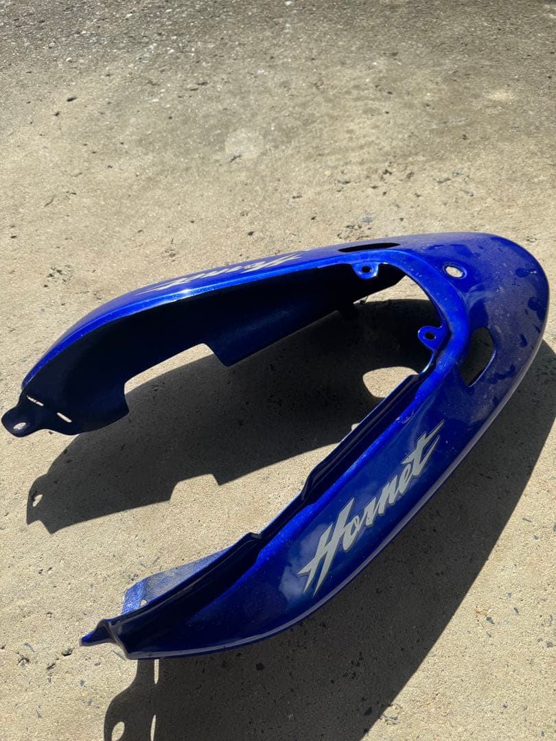 ホーネット250 テールカウル