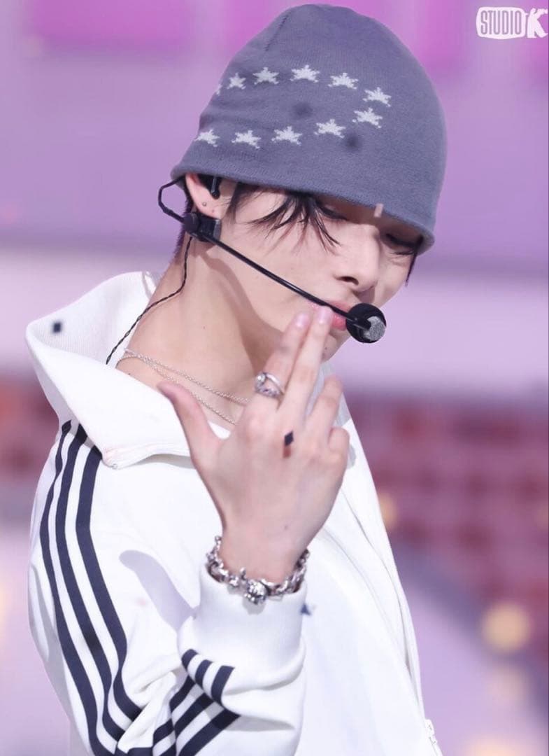 AFB ニット帽　希少カラー 完売品 ENHYPENニキ