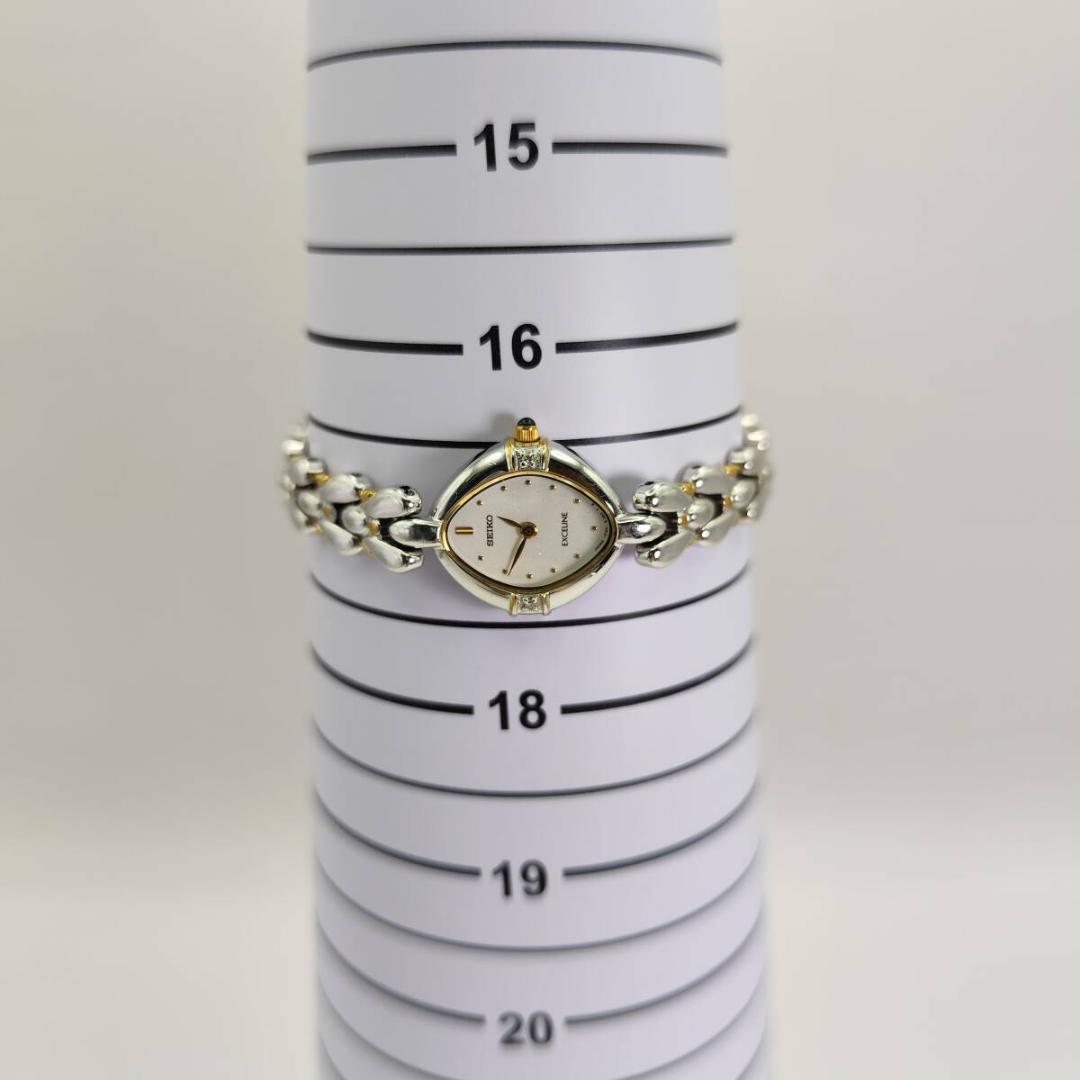 稼働希少美品 セイコー エクセリーヌ 2Pダイヤ シェル文字盤 ゴールドシルバー