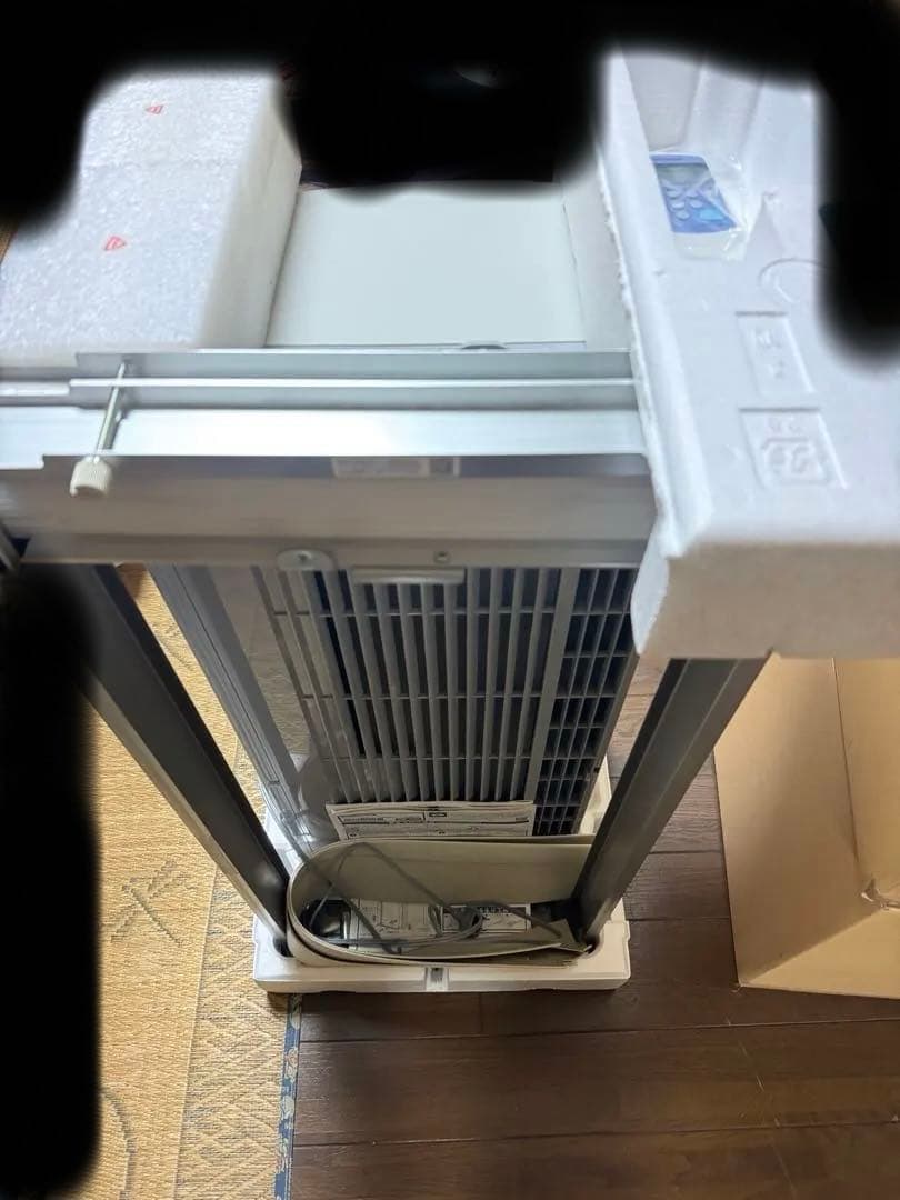 専用出品中　CORONA 窓用エアコン CW-1824R ウインドエアコン