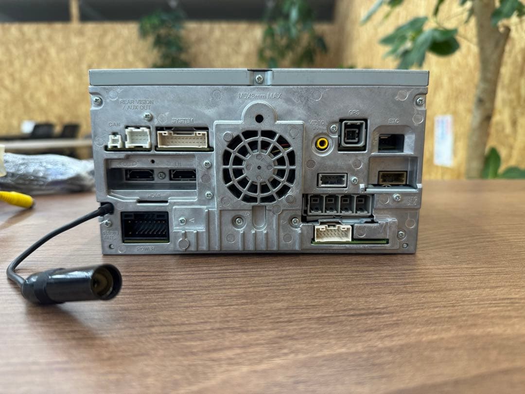 サト1122ALPINE ナビ 型式 7WV 【中古】