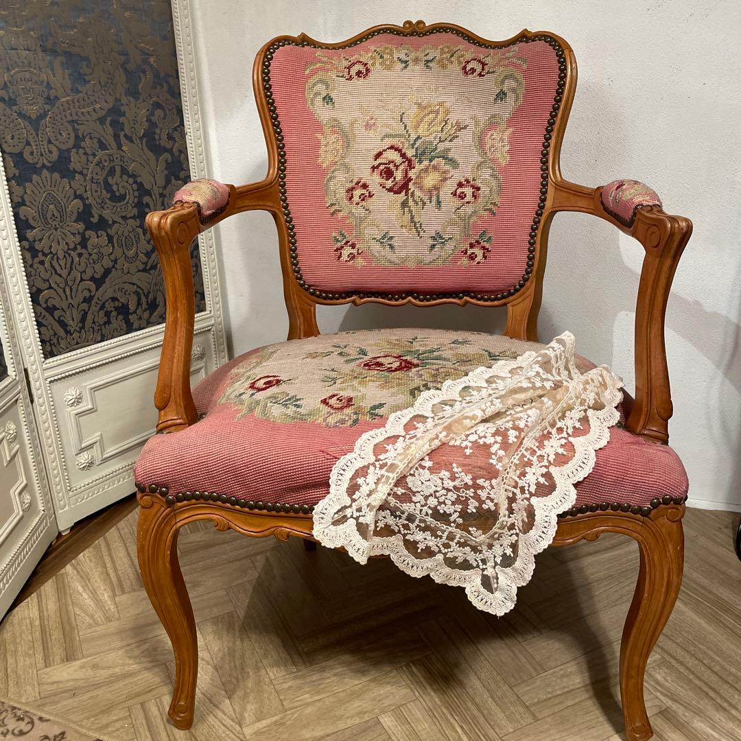 フランスアンティーク　プチポワンチェア
