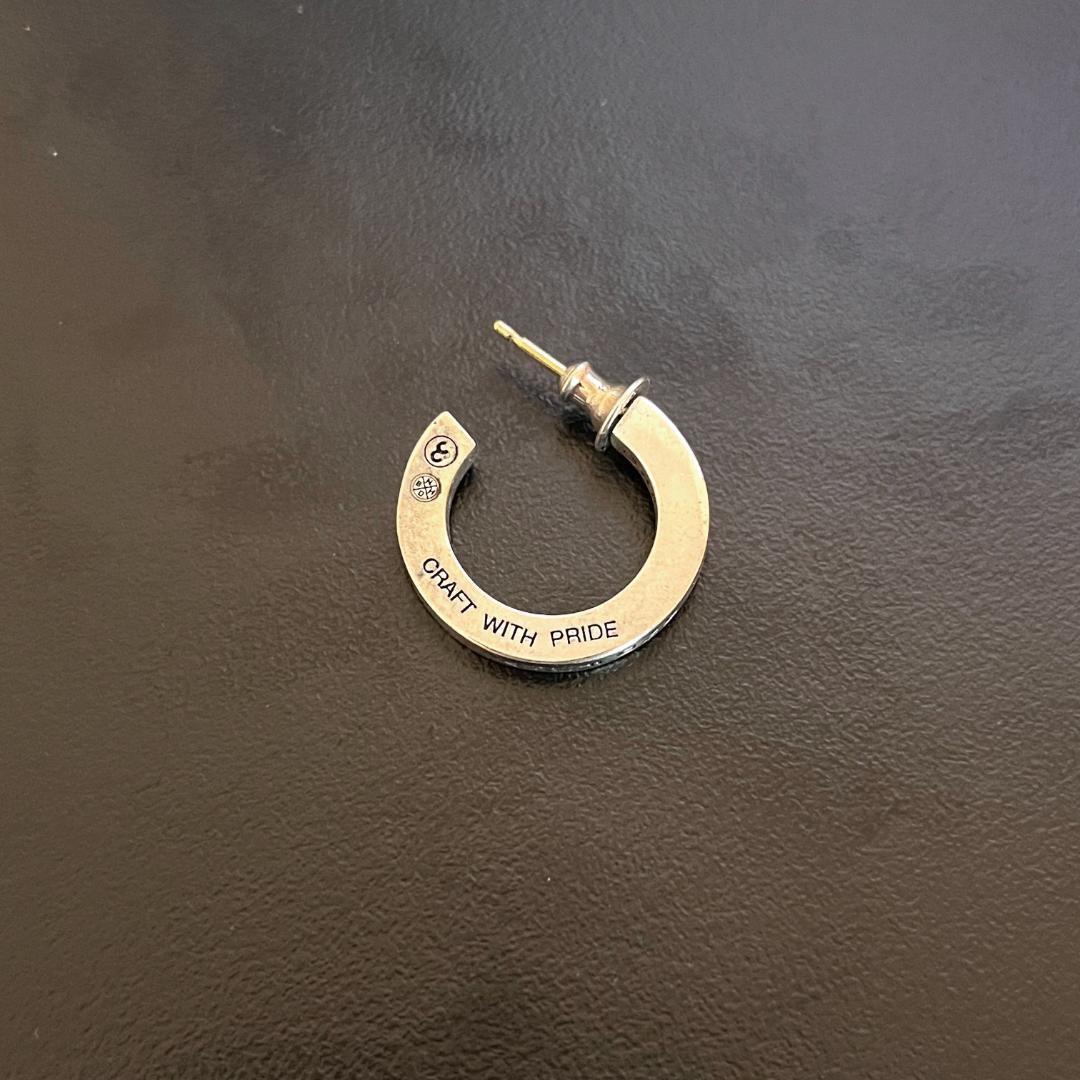 CAREERING NEIGHBORHOOD ピアス