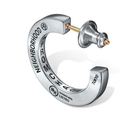 CAREERING NEIGHBORHOOD ピアス