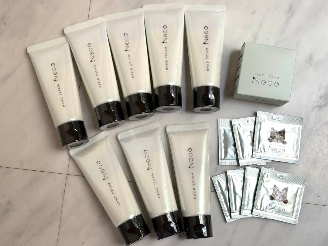 アジュバン ハンドクリーム NECO 8本・小分け7包セット