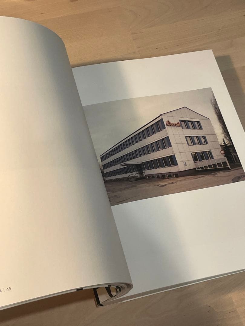 THOMAS RUFF トーマス・ルフ　展示会図録