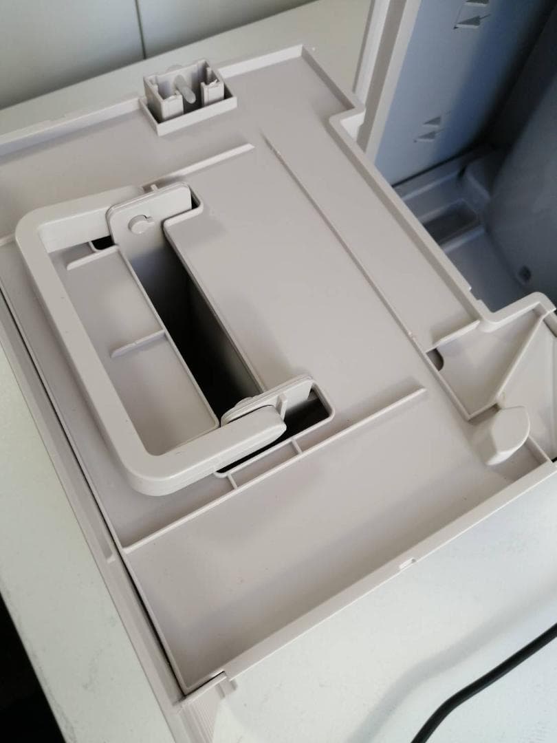 2024年 山善 衣類乾燥除湿機 YKDC-H60(GG) グレージュ