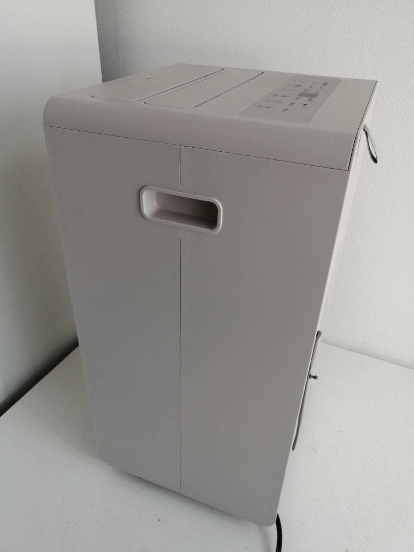 2024年 山善 衣類乾燥除湿機 YKDC-H60(GG) グレージュ