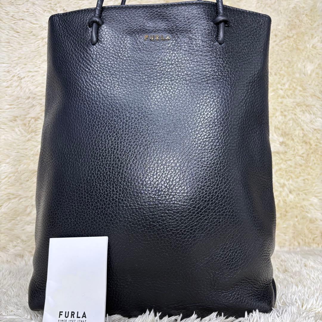 【極美品】フルラ　トートバッグ　シボ革　レザー　A4 エッセンシャル　ブラック