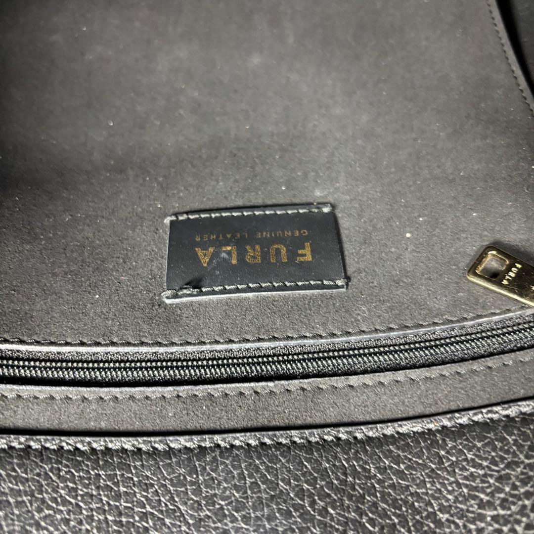 【極美品】フルラ　トートバッグ　シボ革　レザー　A4 エッセンシャル　ブラック