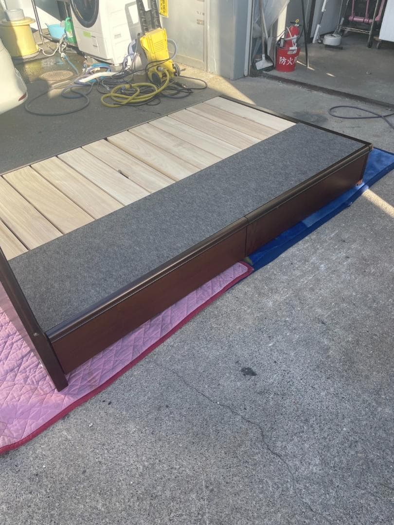 T♢918 シモンズ セミダブルベッドフレーム 引き出し付 地域限定組立送料無料