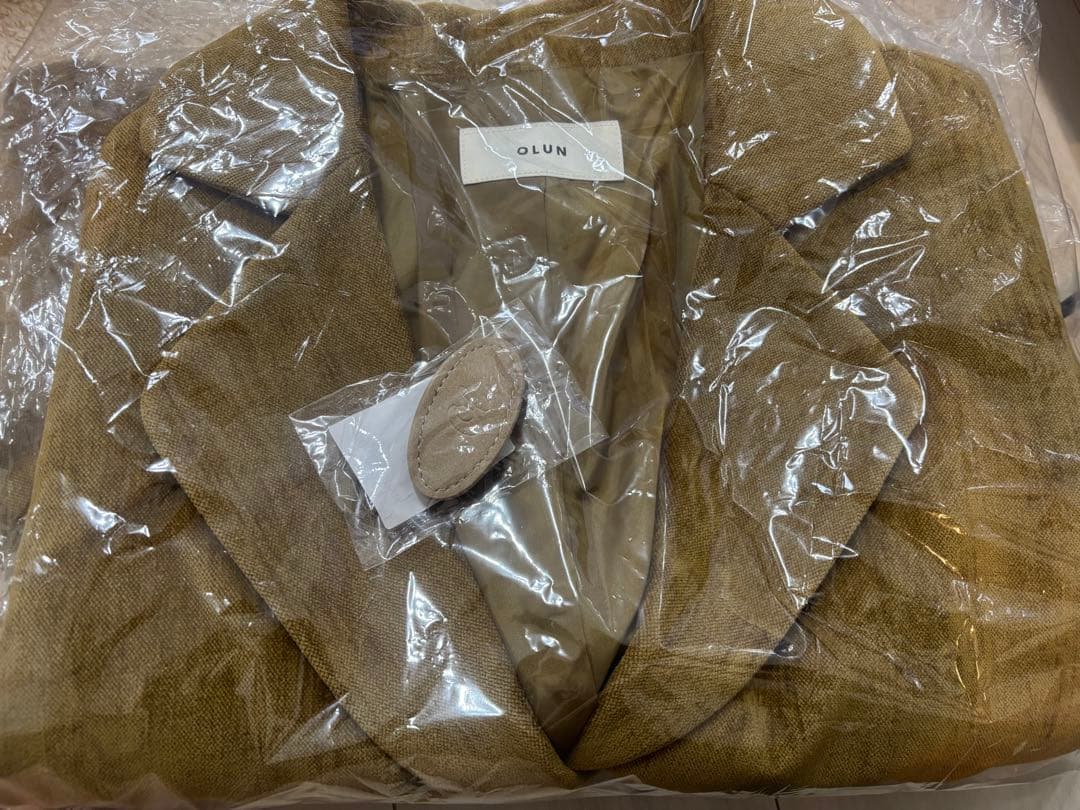 OLUN きりまる　ルーズベーシックモールジャケット　ノベルティ　バレッタ