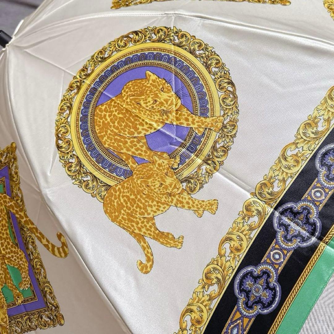 未使用　ジャンニベルサーチ 豹柄 折りたたみ傘 GIANNI VERSACE