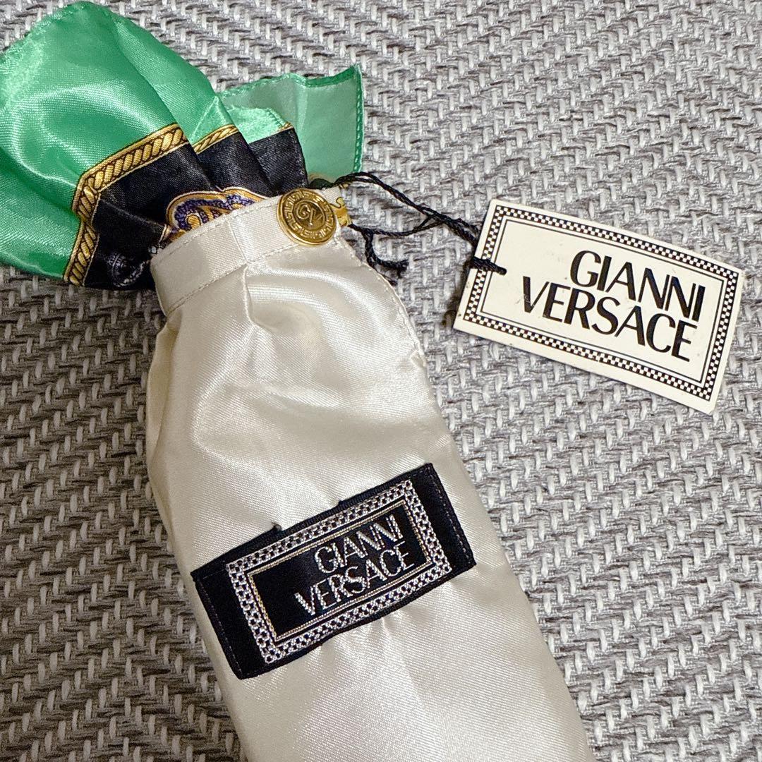 未使用　ジャンニベルサーチ 豹柄 折りたたみ傘 GIANNI VERSACE