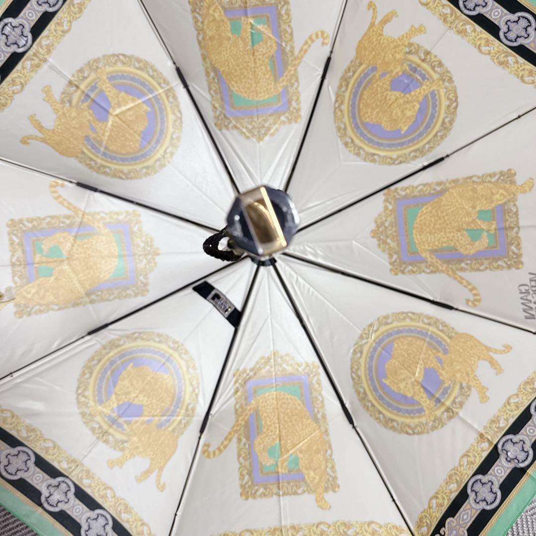 未使用　ジャンニベルサーチ 豹柄 折りたたみ傘 GIANNI VERSACE