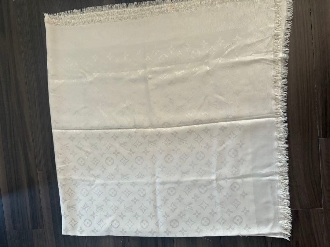 LOUIS VUITTON モノグラム　シャンパンベージュ ストール　大判