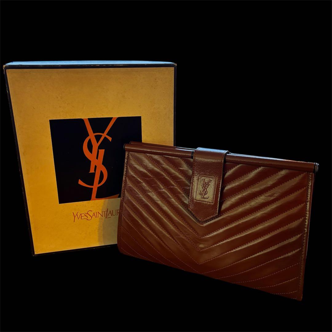 Yves Saint Laurent ブラウン クラッチバッグ