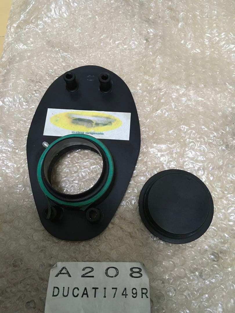 モトコルセ 燃料キャップ DUCATI 999 749