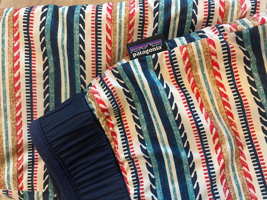 パタゴニア リバーシブル　スノーウェア スキーウェア　5T 110-120