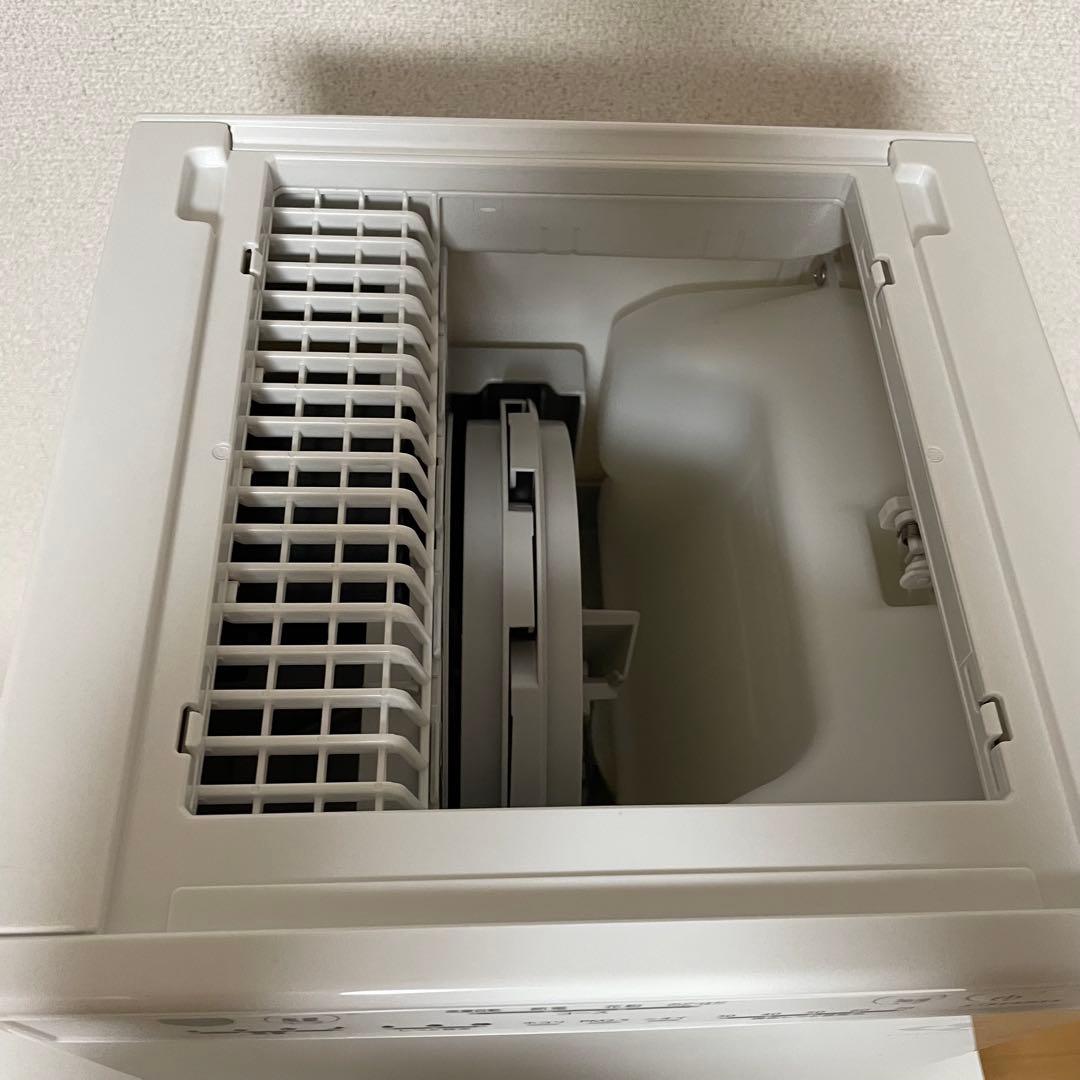 ダイキン　 MCK554AKS-W 加湿空気清浄機　ストリーマ空気清浄機