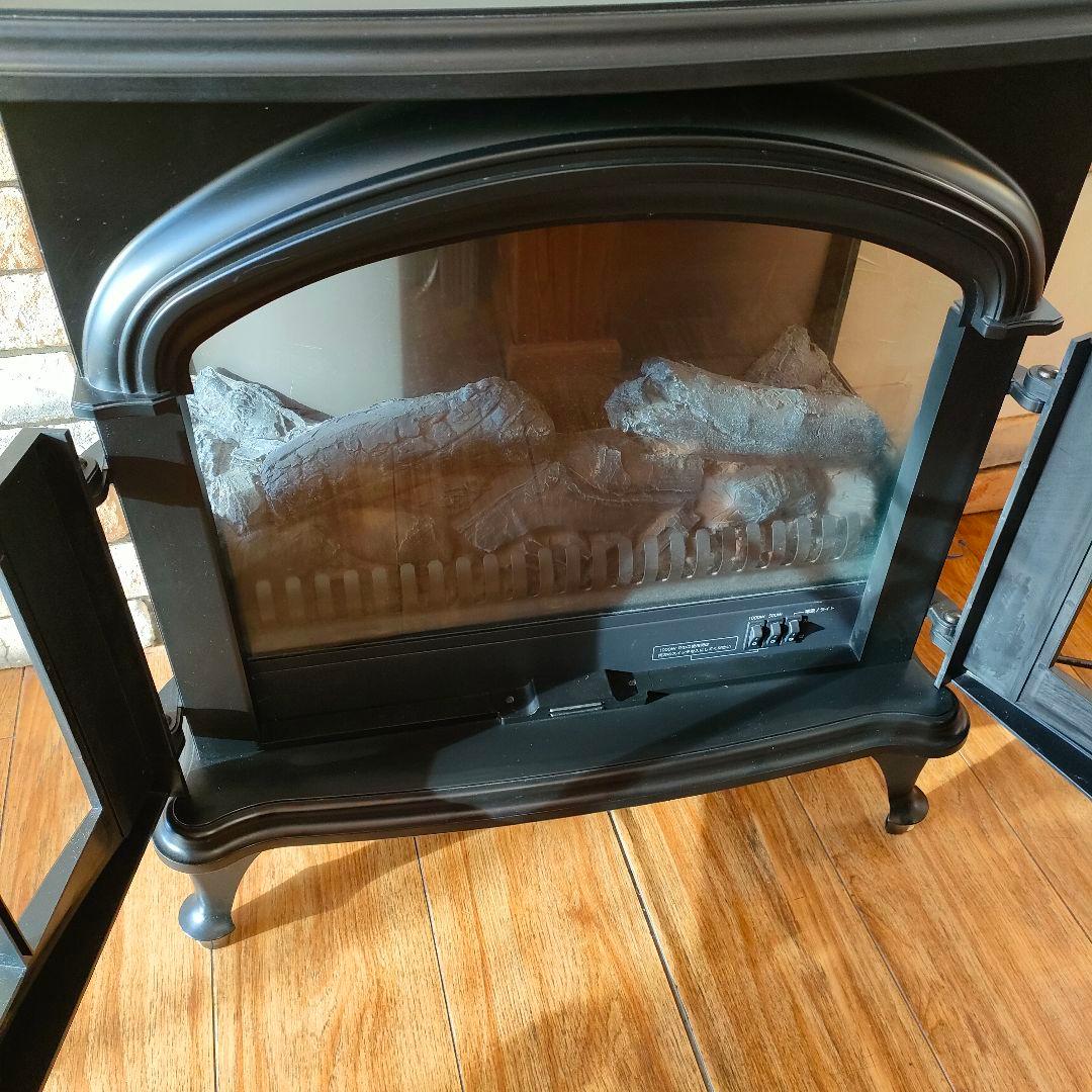 ニトリ ワイド暖炉型ファンヒーター BLT-999B-3-BK 2019年製