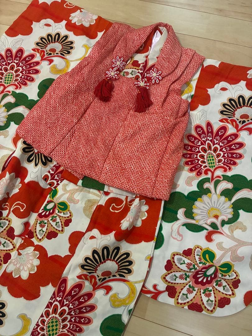3歳七五三 古典柄レトロ着物と総絞り被布セット