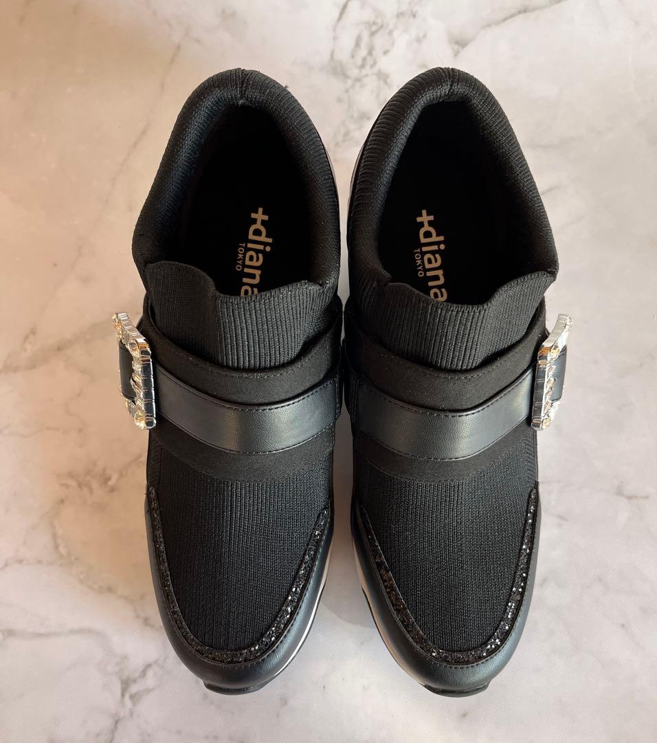 ティアラ☆ほぼ未使用☆+diana ビジュー ヒールアップスニーカー黒