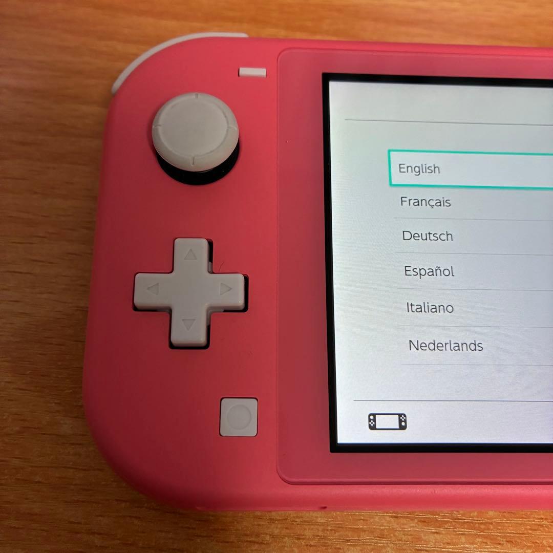 Nintendo Switch Lite どうぶつの森 しずえアロハ柄