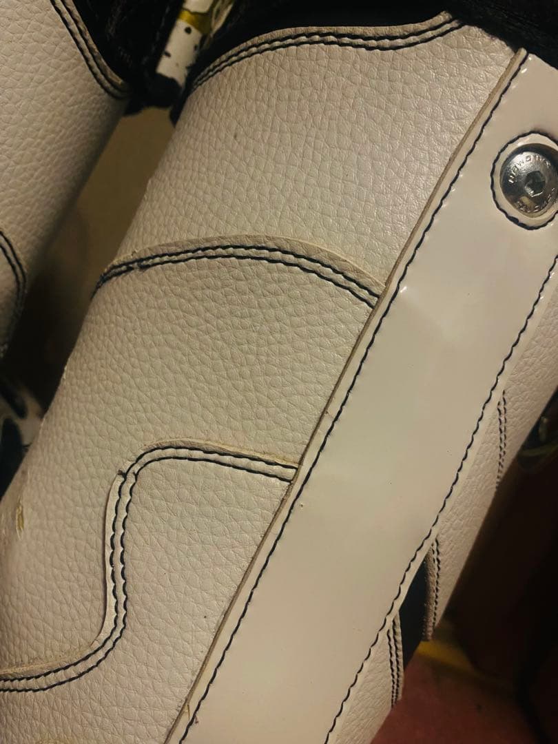 幻のブーツ　革張り　Salomon SPK100