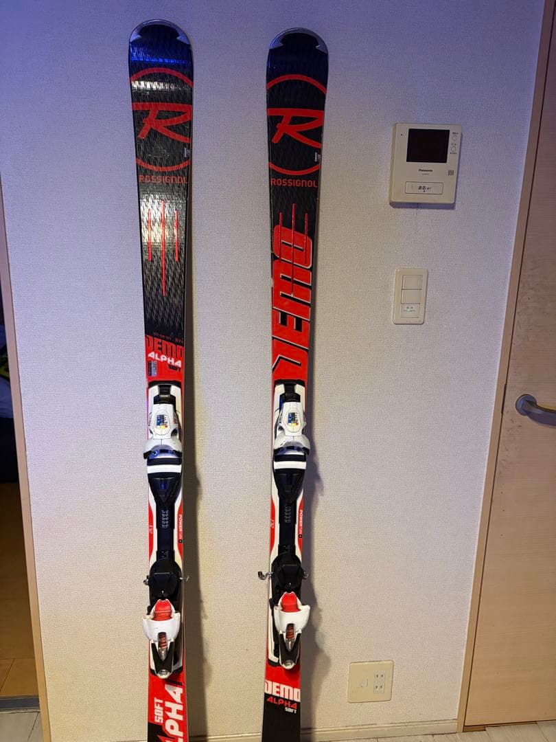 ロシニョール　スキー板　ビィンディング付き