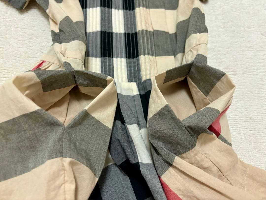 バーバリー　8y128cm 半袖ワンピース