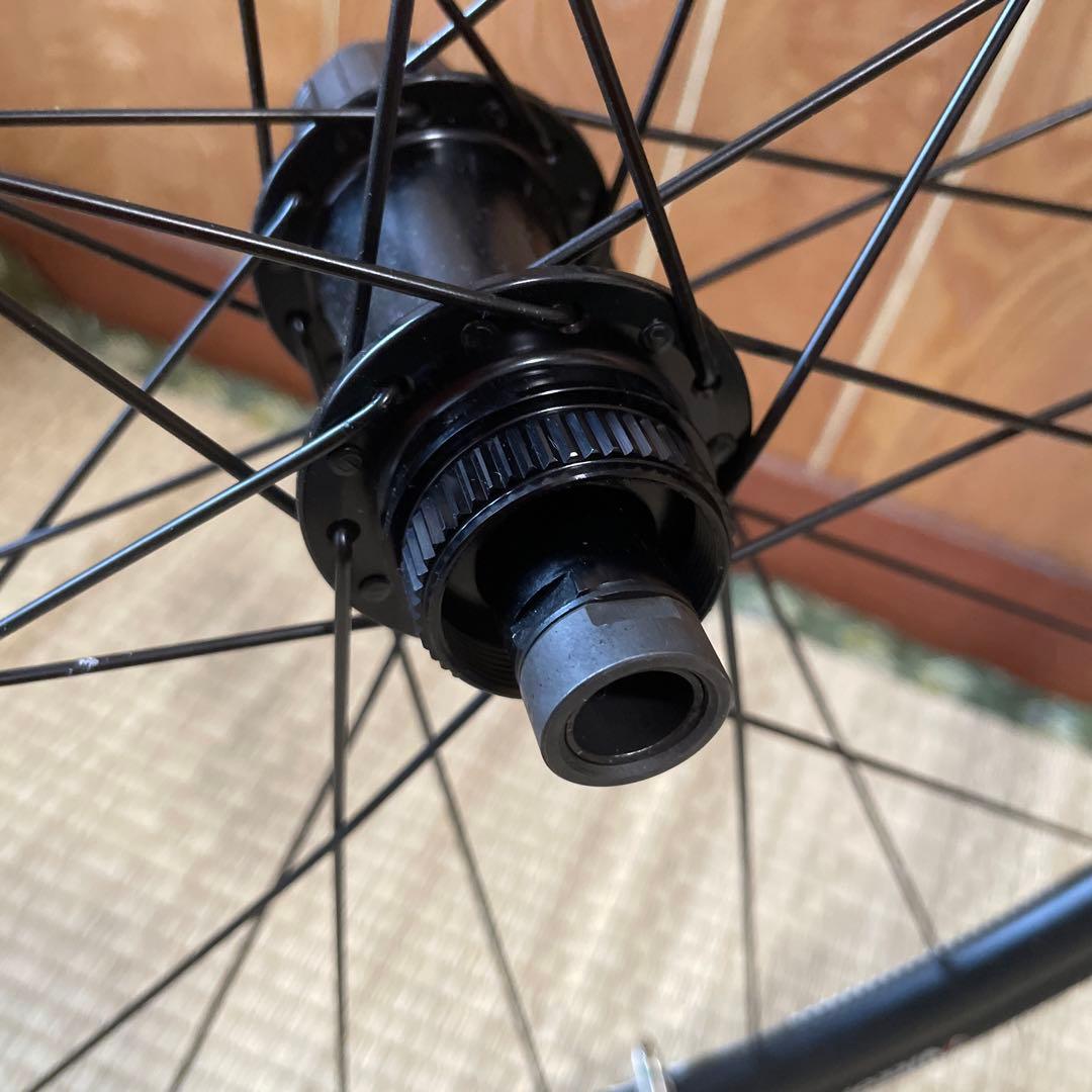 DT Swiss R460 db タイヤ付き　前後セット　2本セット