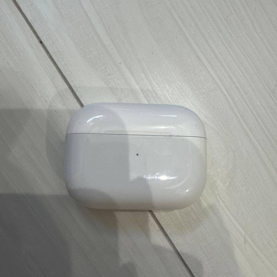 AirPods Pro(第二世代) 本体 充電ケース付き lightning