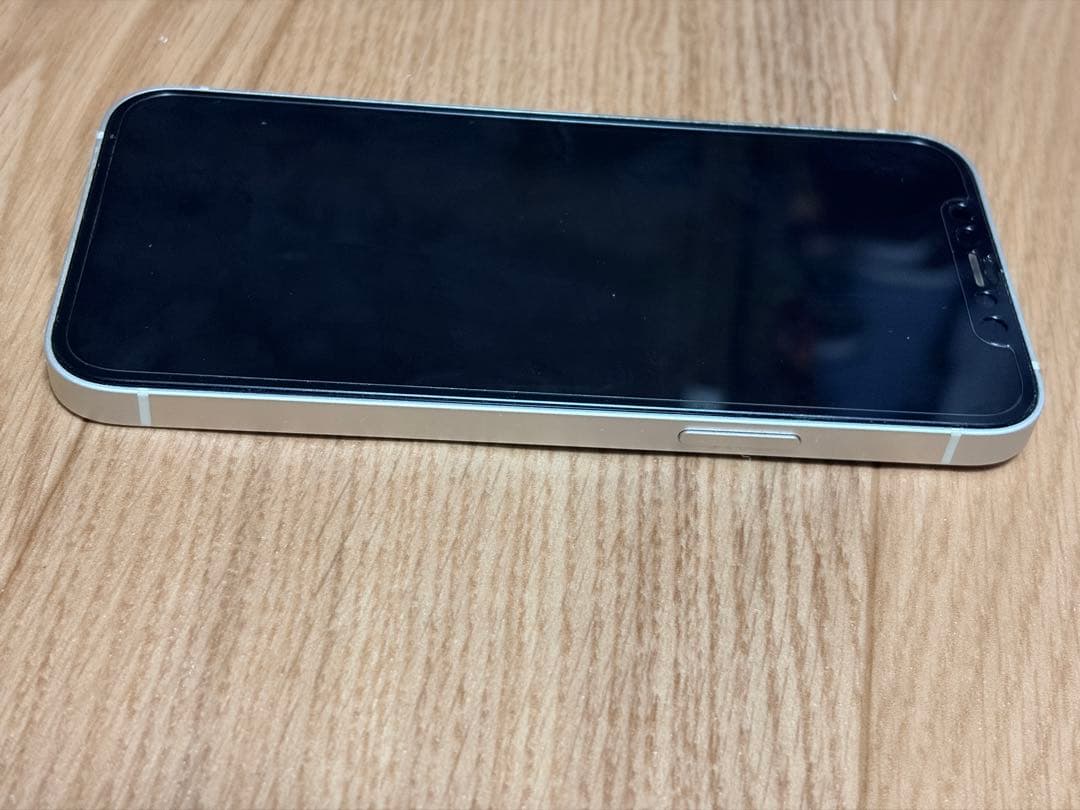 iPhone12 SIMフリー　64GB ホワイト