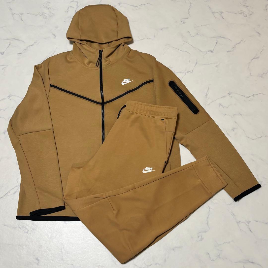 新品 Nike Tech Fleece Gold/Sail XL セットアップ