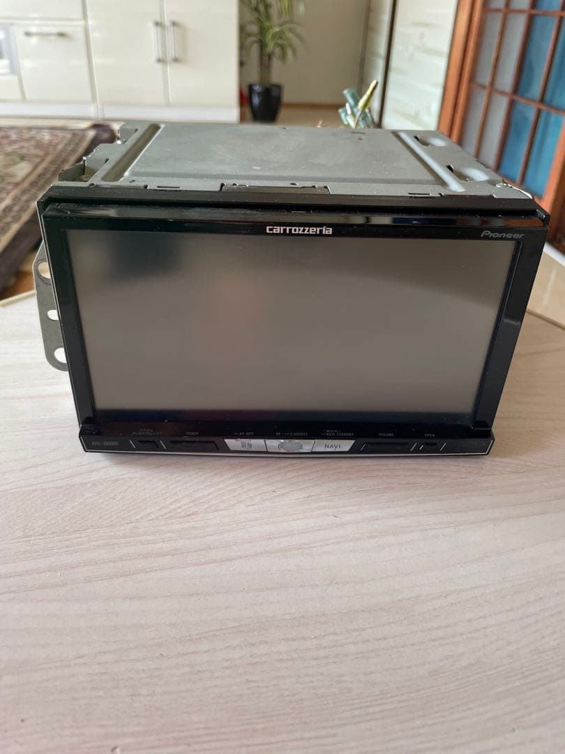 Pioneer AVIC-ZH0009 カーナビ 7インチ