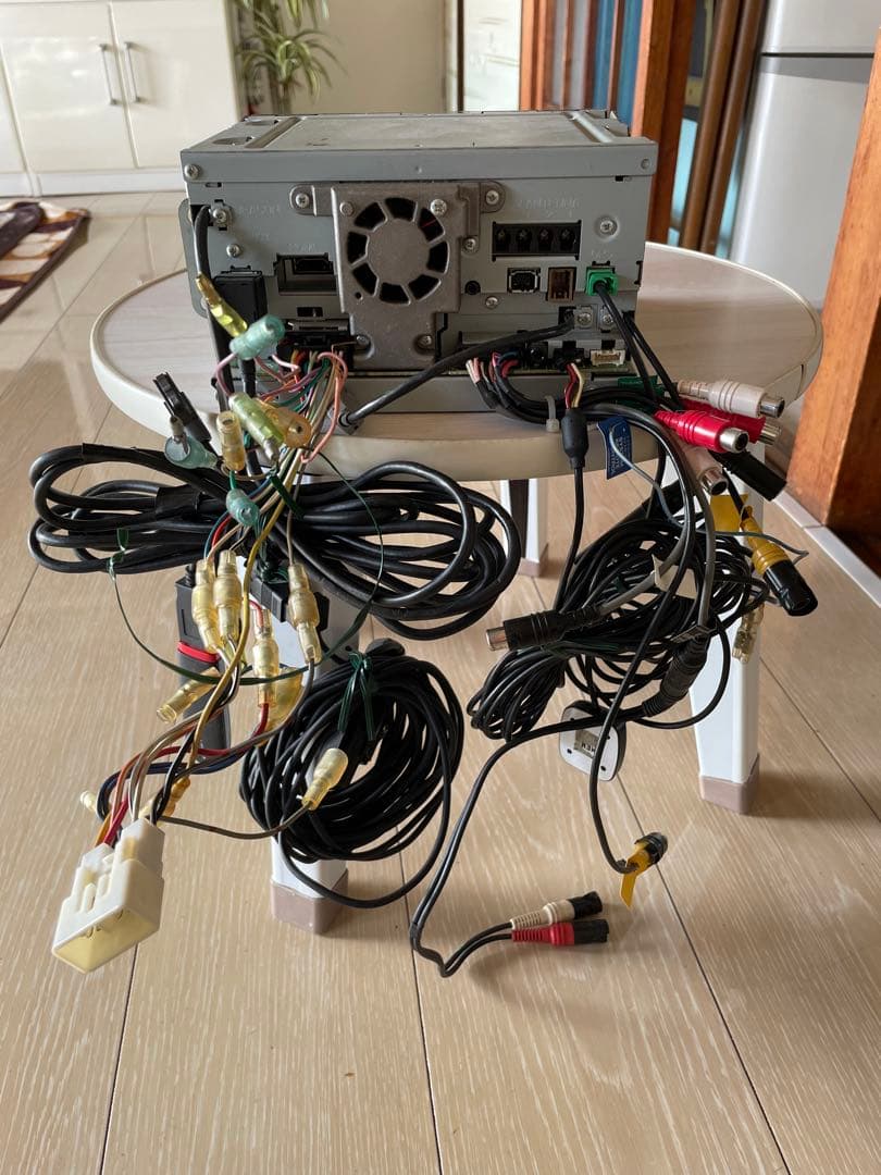 Pioneer AVIC-ZH0009 カーナビ 7インチ